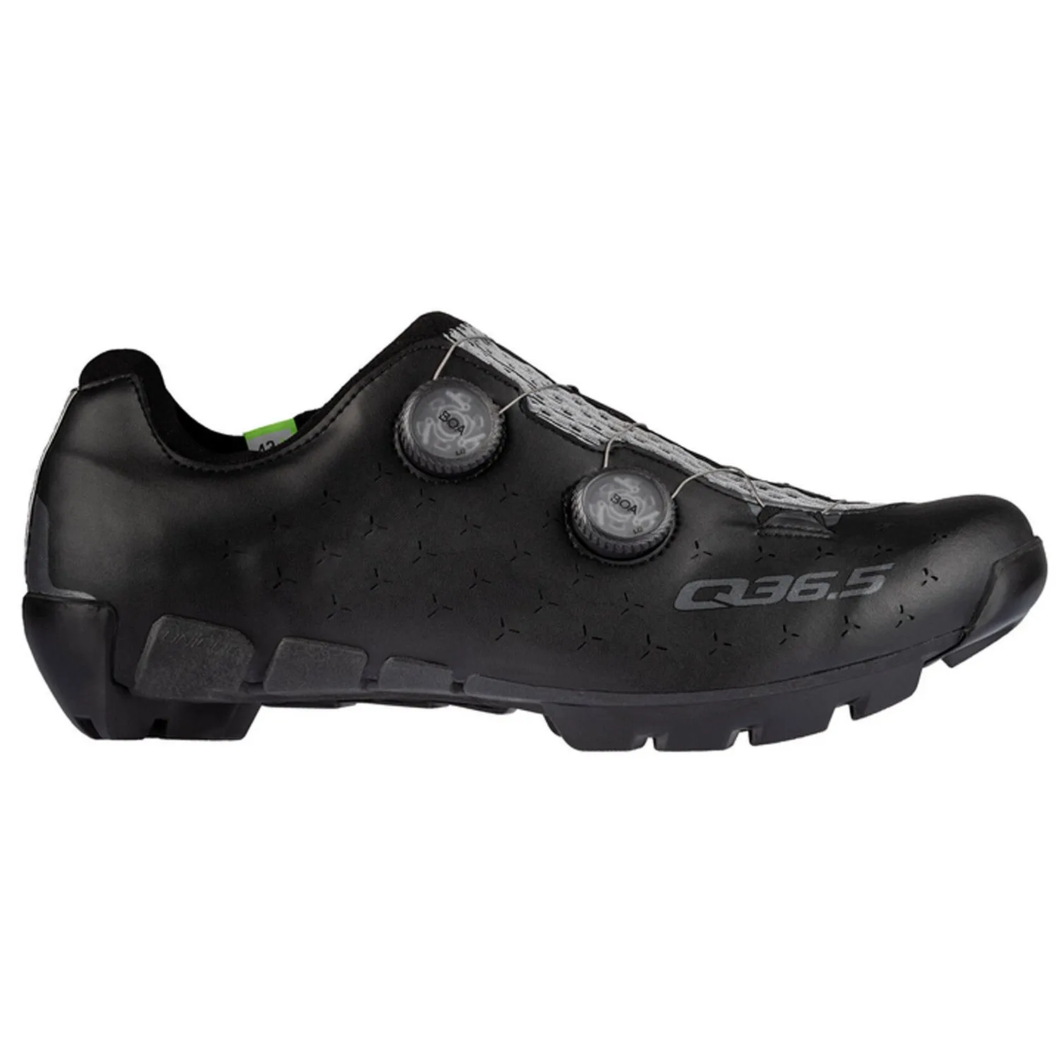Q36.5 Unique Adventure shoes - Black